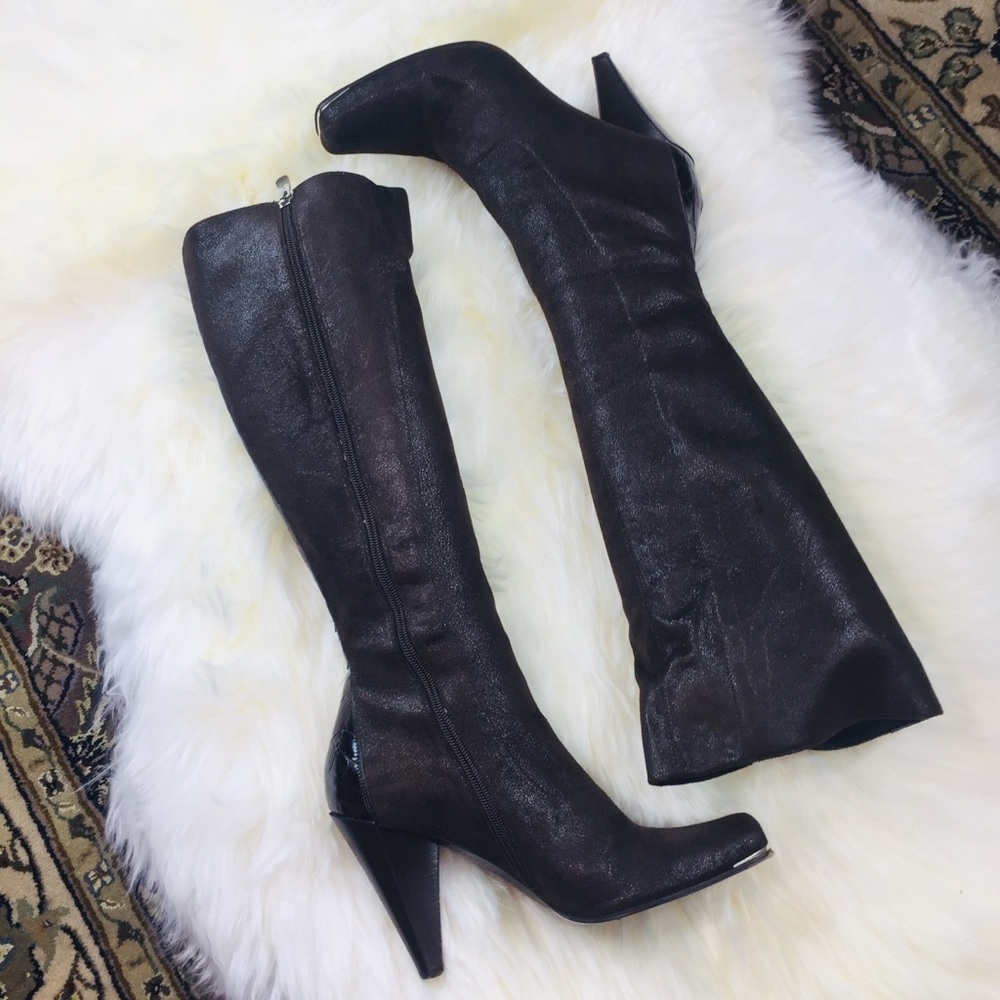 SOLD ❌ Donald J Pliner Expresso distress leather boot